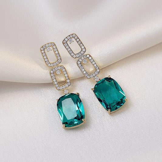 FashionAmora Green Geometric Diamond-Pattern Retro Drop Earrings for Women & Girls – Alloy Danglers
