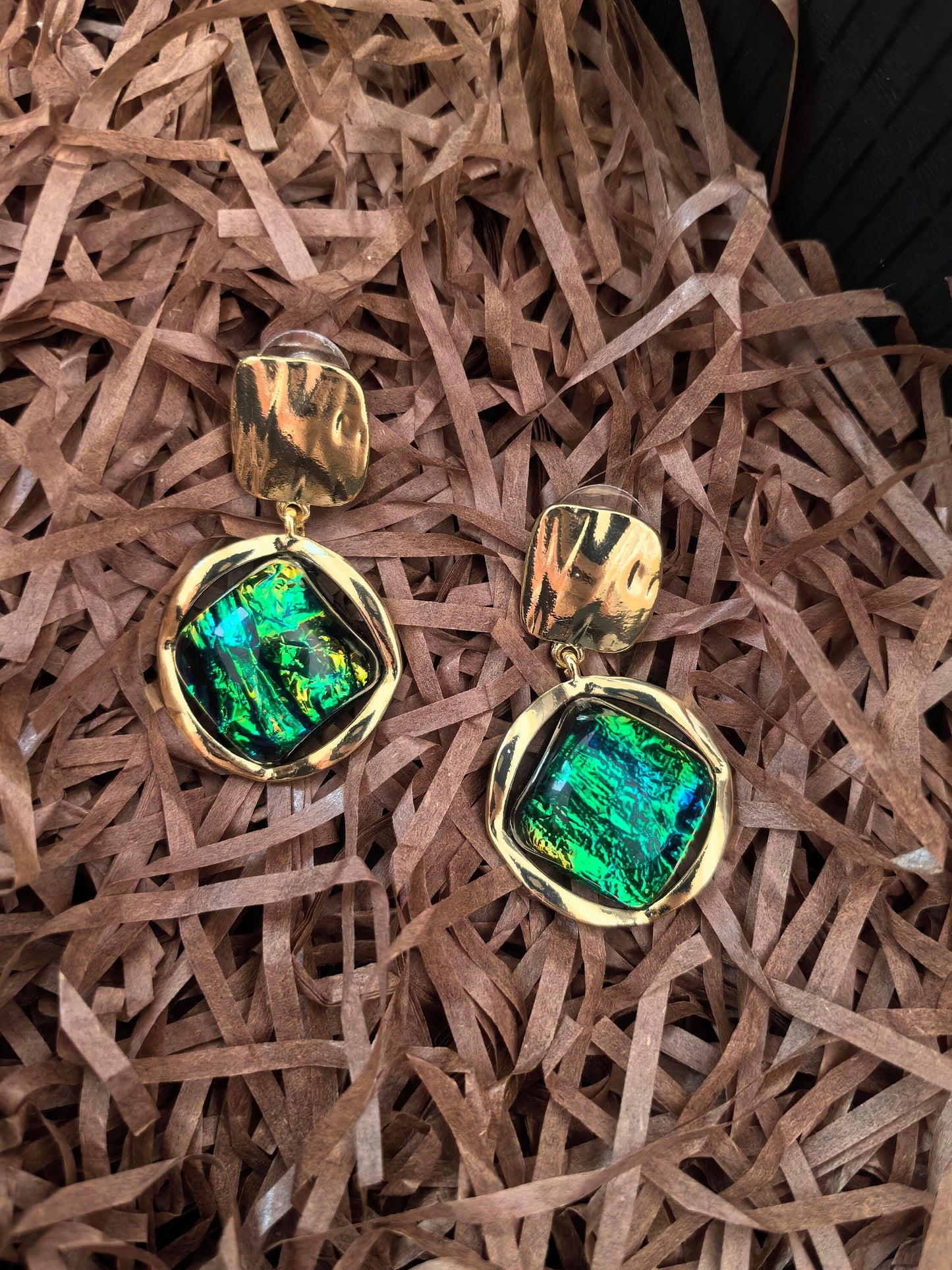 Rhombus Resin Earrings with Silver-Needle Anti-Allergy Alloy — Lightweight & Stylish Women’s Studs