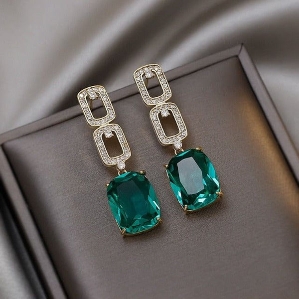 FashionAmora Green Geometric Diamond-Pattern Retro Drop Earrings for Women & Girls – Alloy Danglers